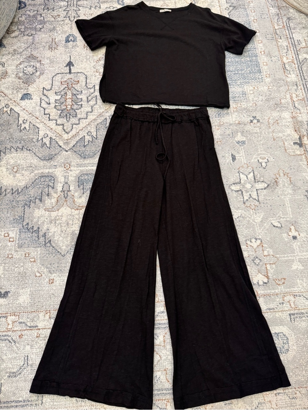 Zenana Outfitters Black Wide-Leg Lounge Pants